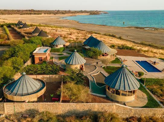 Naibala Manyara Lodge Мто-ва-Мбу Экстерьер фото